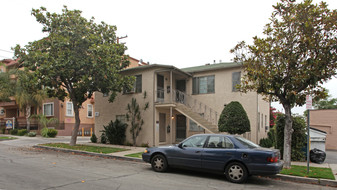 406 E Valencia Ave Apartamentos