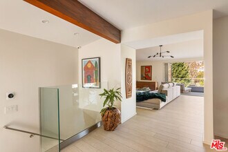 279 Mabery Rd in Santa Monica, CA - Building Photo - Building Photo