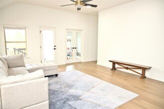 1209 Cole Ests Dr in Georgetown, TX - Building Photo - Building Photo