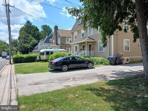 58 Darby Rd in Paoli, PA - Building Photo - Building Photo