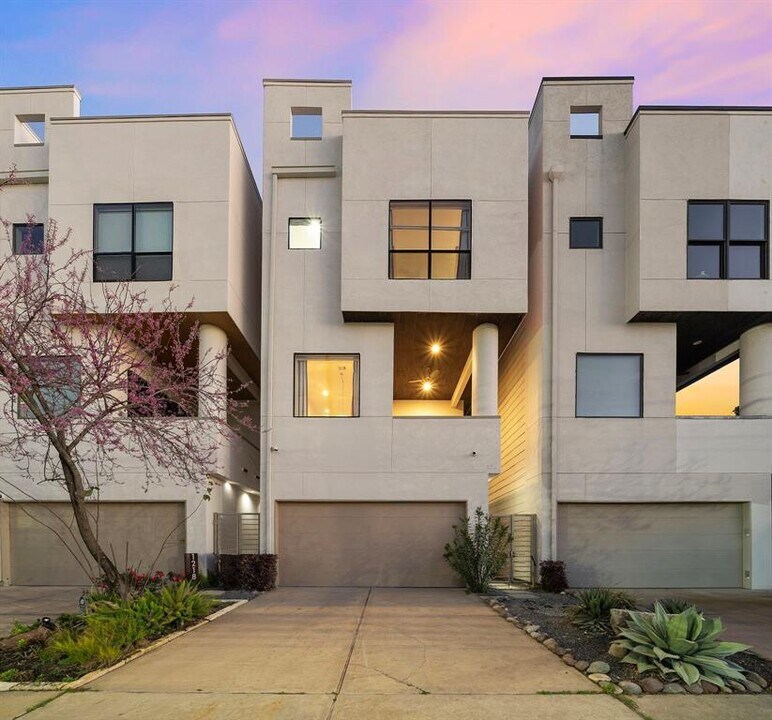 1216 Dart St in Houston, TX - Foto de edificio