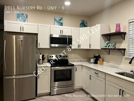 1911 Nursery Rd in Clearwater, FL - Building Photo
