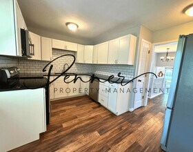 2917 NW Bristol Ct in Blue Springs, MO - Building Photo - Building Photo