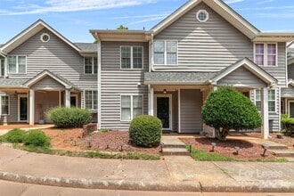 2952 Iron Gate Ln in Charlotte, NC - Building Photo - Building Photo