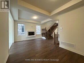 50 Holcomb Ter in Hamilton, ON - Building Photo - Building Photo