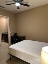 1543 Fairview Cir in Reunion, FL - Building Photo - Building Photo