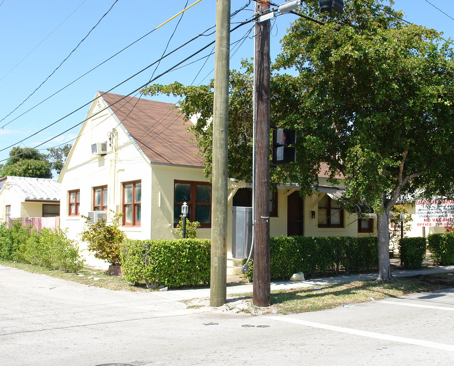 522 N 19th Ave in Hollywood, FL - Building Photo