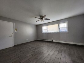 2057 135th Pl in Blue Island, IL - Building Photo