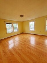 4 Harrison St in Natick, MA - Building Photo - Building Photo