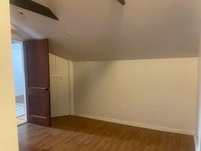 6 Lewis Ave in Arlington, NY - Building Photo - Building Photo