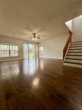 201 NW 207th Ave in Pembroke Pines, FL - Building Photo - Building Photo