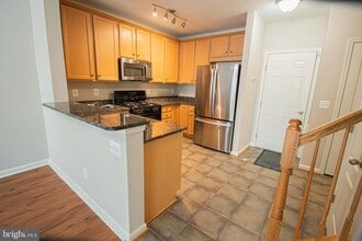 15183 Sage Run Rd in Haymarket, VA - Building Photo - Building Photo