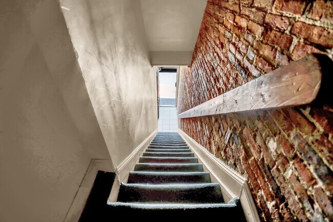 1103 Light St in Baltimore, MD - Building Photo - Building Photo