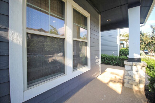 18146 Moonlit River Dr in Cypress, TX - Building Photo - Building Photo