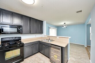 12102 Helvick Cres Ave in Houston, TX - Building Photo - Building Photo