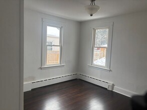73 Pixlee Pl in Bridgeport, CT - Foto de edificio - Building Photo