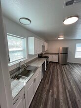 949 St Louis St in Lebanon, MO - Building Photo - Building Photo