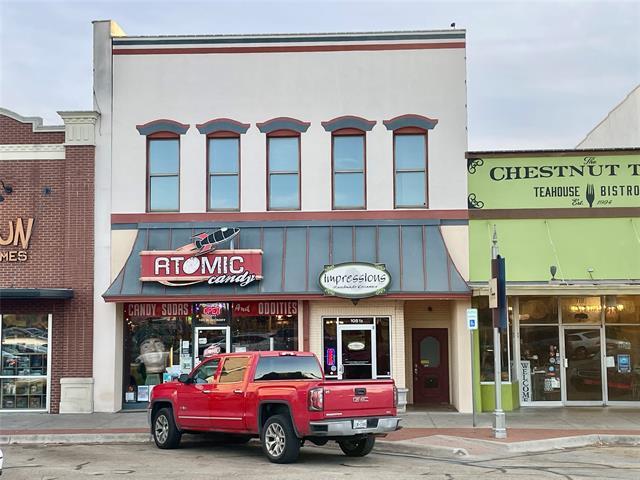 property at 105 W Hickory St