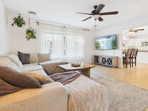 3613 W Campo Bello Dr in Glendale, AZ - Building Photo - Building Photo