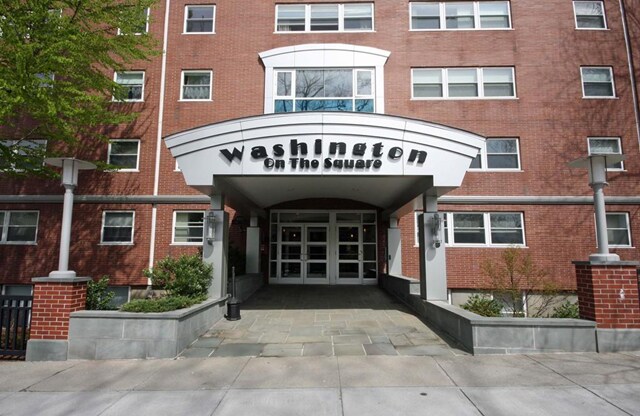 1600 Beacon St, Unit 807 in Brookline, MA - Building Photo