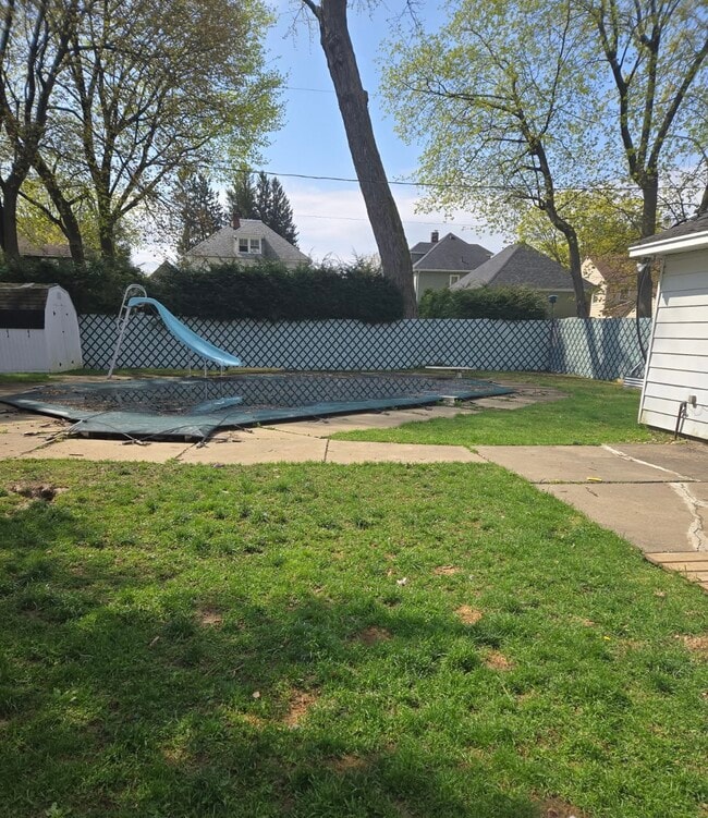 property at 152 Prospect Ave