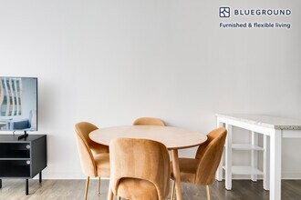 2 Leighton St in Cambridge, MA - Foto de edificio - Building Photo