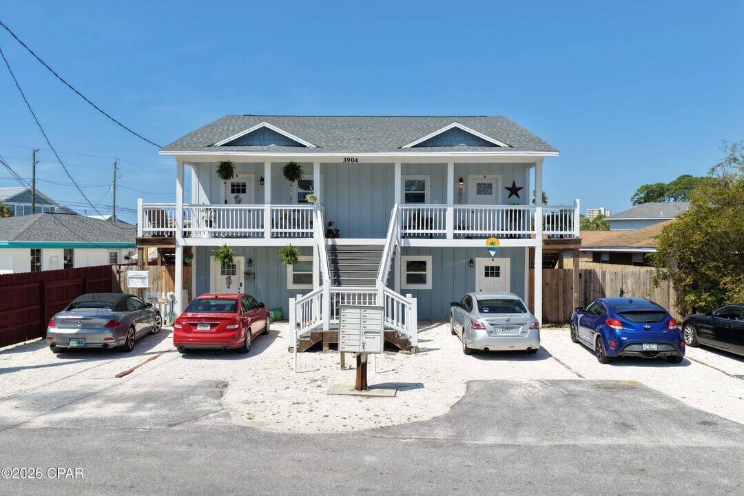 3904 Ocean View Dr in Panama City, FL - Building Photo