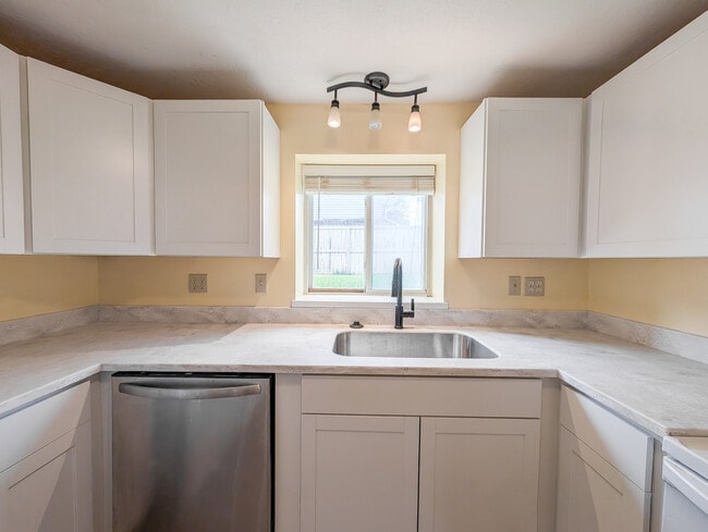 267 West 1100 North, Unit #3 in Logan, UT - Building Photo - Building Photo