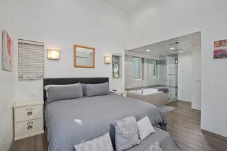 809 Warren Ave in Los Angeles, CA - Building Photo - Building Photo