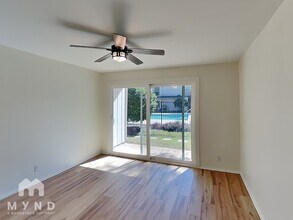 500 E Riverside Dr in Austin, TX - Building Photo - Building Photo