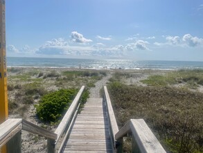 Driftwood Villas Apartments in Cocoa Beach, FL - Building Photo - Building Photo