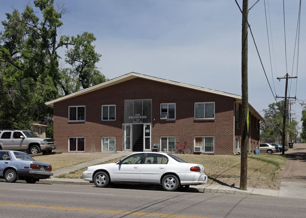 Princess Apartments in Greeley, CO - Building Photo