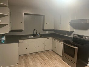 653 Camp Cir in Birmingham, AL - Building Photo - Building Photo