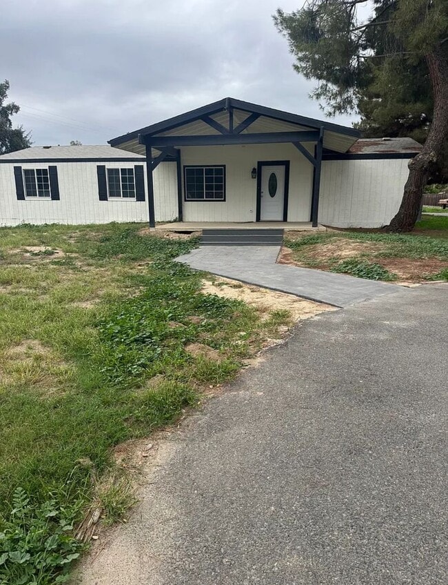 property at 5540 N 11th Ave