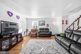 9262 Byrd Dr in Manassas, VA - Building Photo - Building Photo