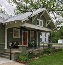 402 S Chestnut St in Lampasas, TX - Building Photo - Building Photo