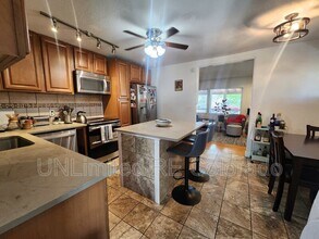 945 N Paris St in Aurora, CO - Building Photo - Building Photo