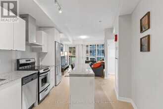 51 E Liberty St in Toronto, ON - Building Photo - Building Photo