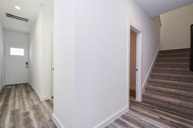 3024 Crown Gate Dr in Houston, TX - Building Photo - Building Photo