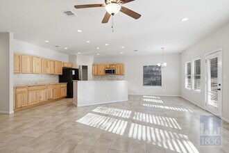 14605 Running Deer Trail in Austin, TX - Building Photo - Building Photo