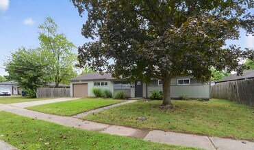 6809 E 47th St in Indianapolis, IN - Building Photo - Building Photo