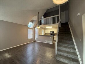 14303 E Dickinson Dr in Aurora, CO - Foto de edificio - Building Photo