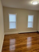 223 Albion St in Wakefield, MA - Foto de edificio - Building Photo