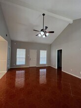 7830 Lumber Jack Dr in Houston, TX - Building Photo - Building Photo