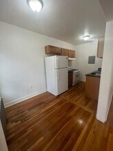 20 Yeamans St, Unit 2 in Revere, MA - Building Photo - Building Photo