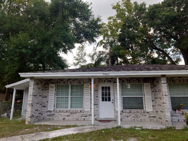 9402 N 15th St in Tampa, FL - Building Photo - Building Photo