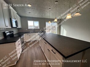 16599 Senden Ave in Caldwell, ID - Building Photo - Building Photo
