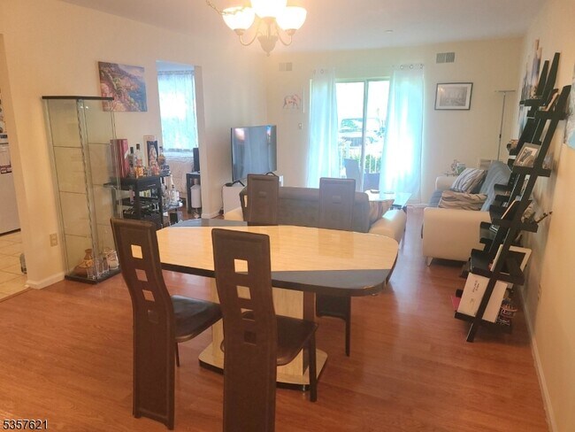 14 Brookside Ln in Mount Arlington, NJ - Building Photo - Building Photo