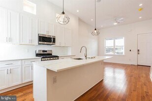 146 W Wildey St in Philadelphia, PA - Building Photo