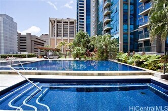 1200 Queen Emma St in Honolulu, HI - Building Photo - Building Photo